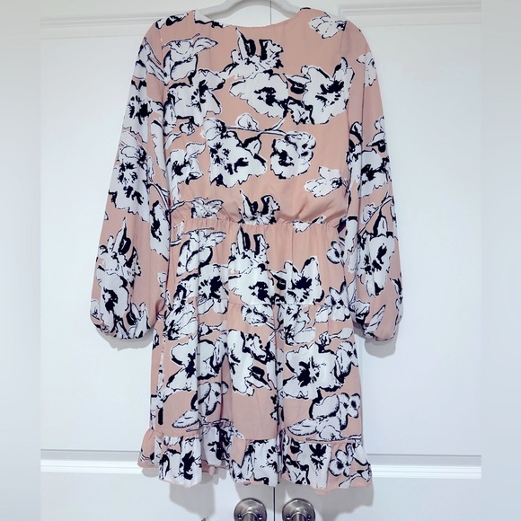 Floral chiffon all season dress size M NWOT soft thin liner - Picture 6 of 6